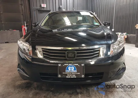 2008 Honda Accord 2.4 Ex z USA, uszkodzony, nr VIN 1HGCP267X8A117357